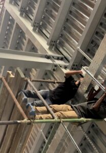 Presentation glass and steel works(1)_107